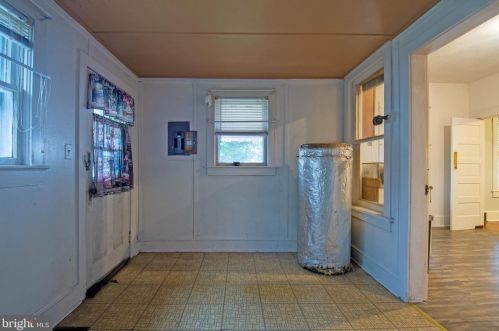 204 Harrington Ave, Harrington DE  19952-1118 exterior