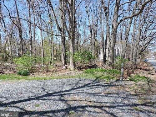 7700 Idylwood Rd, Falls Church, VA 22043-3134