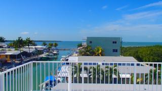 111 Starfish Ln, Plantation Key FL  33070-2816 exterior
