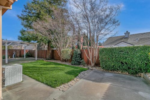 4754 Antelope Cir, Fairfield CA  94534-3946 exterior