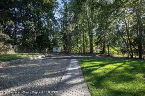 961 Front St, Tinton Falls NJ  07701-5615 exterior