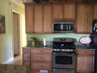 2041 Imperial St, Fort Pierce FL  34987-2025 exterior
