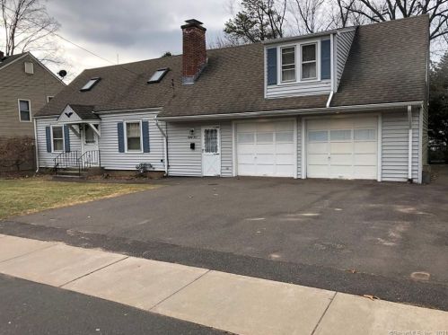 84 Alton St, Manchester, CT 06042-3549