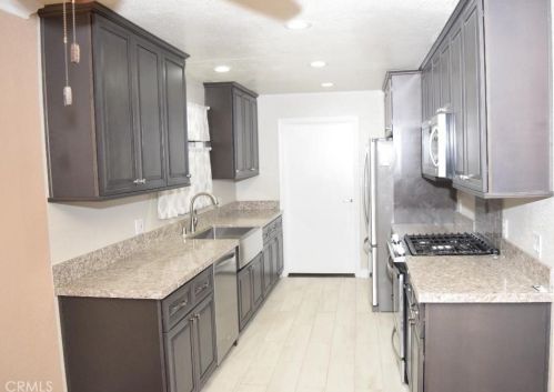 276 Morningside St, Long Beach, CA 90805-6436