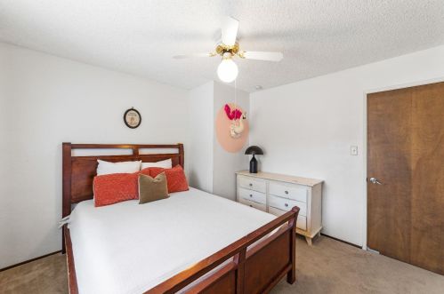 1012 Cottonwood St, Woodland CA  95695-4317 exterior