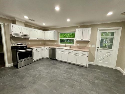 1365 Lakeview Ave, Kissimmee, FL 34744-4725