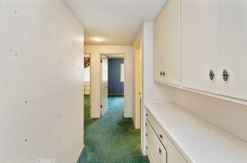 5576 Inner Circle Dr, Riverside CA  92506-3617 exterior