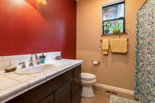 4116 Blackhawk Dr, Willits CA  95490-8777 exterior