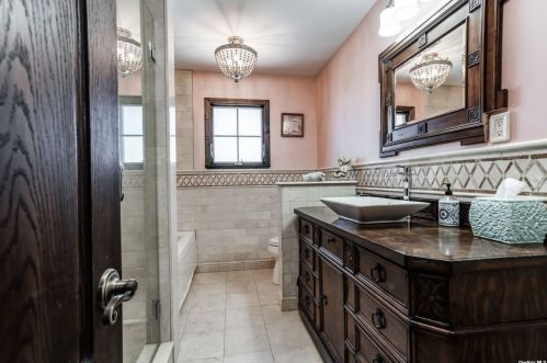 115 Annuskemunnica Rd, Babylon NY  11702-4424 exterior