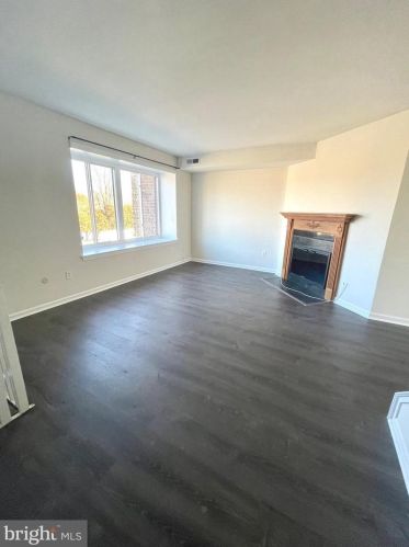 3159 Spring House Ln, Southampton PA  18966-2916 exterior