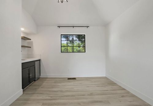 11331 Scarlet Oak Dr, Valley Home CA  95361-9542 exterior