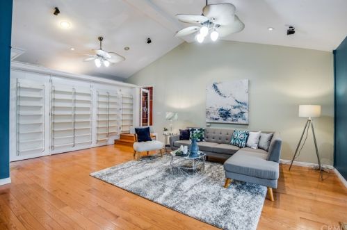 3338 Harvey Way, Lakewood CA  90712-3764 exterior