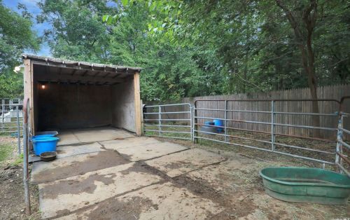 61 Bayonne Ave, Central Islip NY  11722-3429 exterior