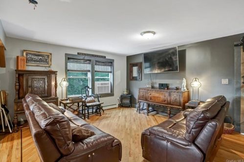 259 Shaw Rd, Middletown NY  10941-3246 exterior
