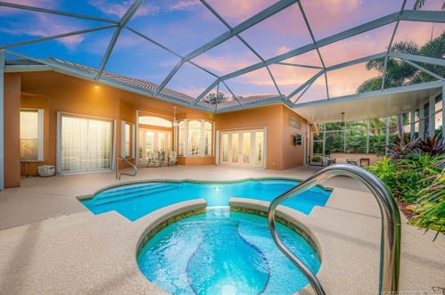 1600 Ballantrae Ct, Fort Pierce, FL 34952-6061