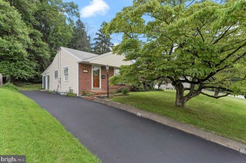 124 Brookhill Rd, Newtown Square, PA 19073-4337