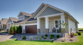 16616 Diamonte Path, Lakeville, MN 55044-6163