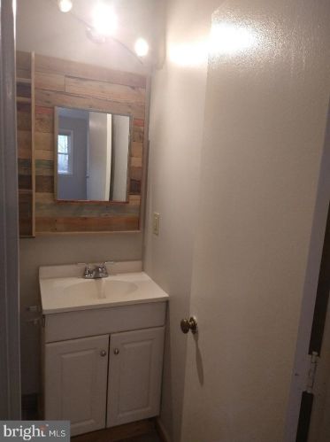 243 Stony Hill Rd, Fredericksburg VA  22406-4128 exterior