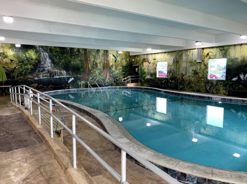 225 Southampton B, West Palm Beach FL  33417-7807 exterior