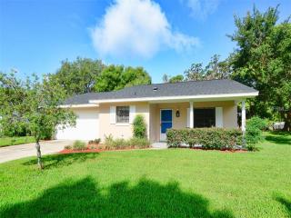 600 Brookline Ave, Eustis, FL 32726-7010