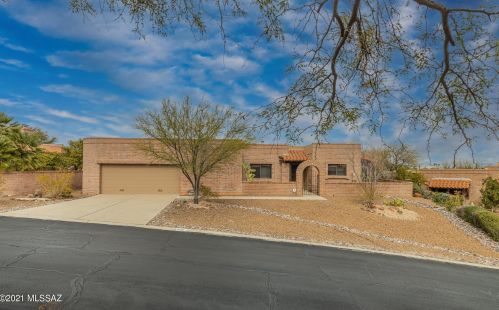 1750 Camino Urbano, Green Valley, AZ 85622-4666