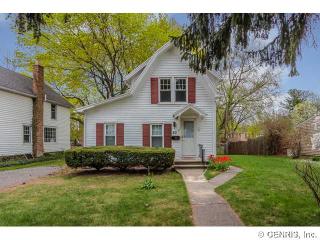 40 Brooklawn Dr, Rochester NY  14618-2402 exterior