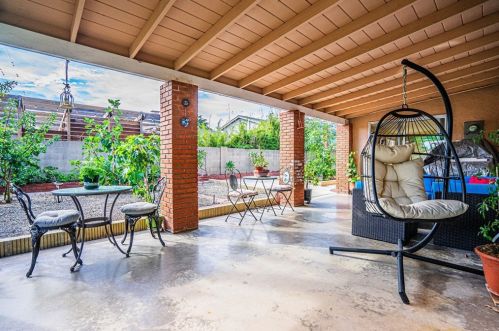 9737 Kathleen Dr, Cypress CA  90630-4024 exterior