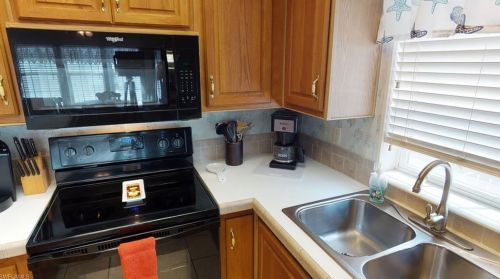 3879 Cardinal Cir, Bonita Springs FL  34134-4186 exterior