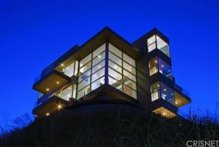 2878 Hume Rd, Malibu CA  90265-3410 exterior