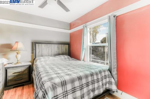 2708 Humboldt Ave, Oakland CA  94602-3635 exterior