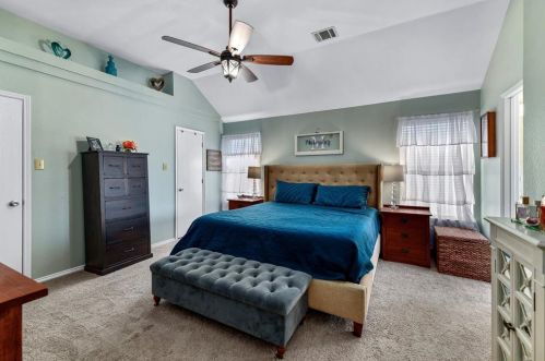 4513 Sandera Ln, Lewisville TX  75028-2038 exterior