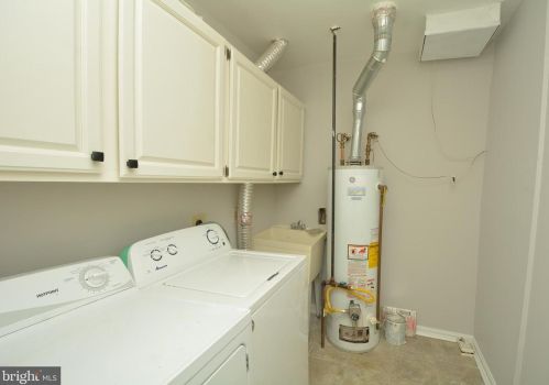 6717 Westcott Rd, Falls Church VA  22042-2717 exterior