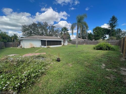 1422 Caywood Cir, Lehigh Acres FL  33936-5960 exterior