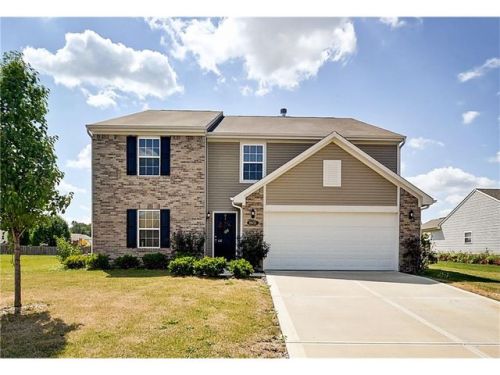 8651 Benjamin Ln, Avon, IN 46123-5302
