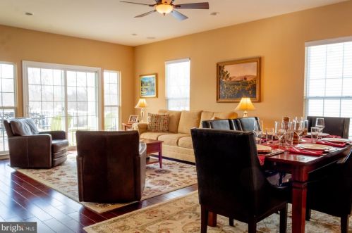442 Hallman Ct, Downingtown, PA 19335-4966