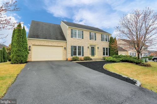 42 Autumnfest Ct, Upton, PA 17225-8513
