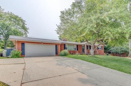 304 Teryl Dr, Mount Vernon, OH 43050-2938