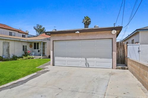 4633 152nd St, Lawndale, CA 90260-1902
