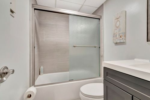 691 Burgundy O, Delray Beach FL  33484-4914 exterior