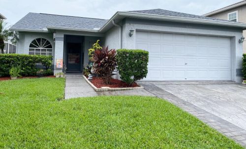1630 Gray Bark Dr, Oldsmar, FL 34677-2773