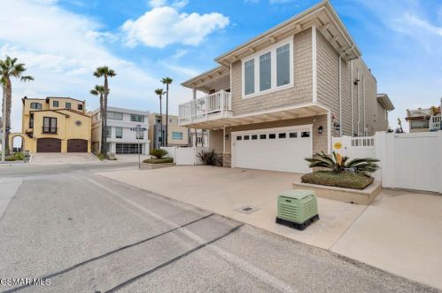 820 Mandalay Bch Rd, Oxnard CA 93035-1078 exterior