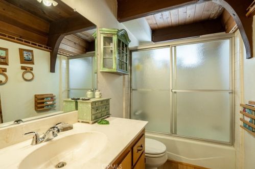 209 Gilroy Dr, Big Bear City CA  92314-9683 exterior