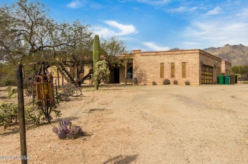 4935 Calle Esquina, Tucson, AZ 85718-6311