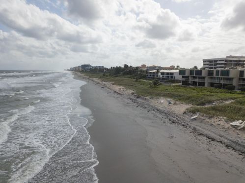 2115 Ocean Blvd, Delray Beach FL  33483-6487 exterior