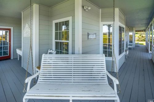 6301 Highland Pl, Sebastopol CA  95472-6100 exterior