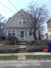46 Lockhart Ave, Waterbury, CT 06705-1923