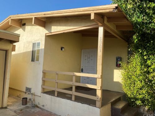 1301 Oaks St, Compton, CA 90221-1234