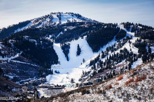3530 Oakwood Dr, Park City, UT 84060-7806
