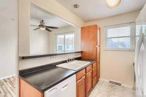 4571 Hannibal St, Denver CO  80015-1466 exterior