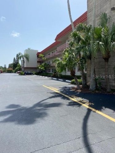5840 30th Ave, Saint Petersburg, FL 33707-3330